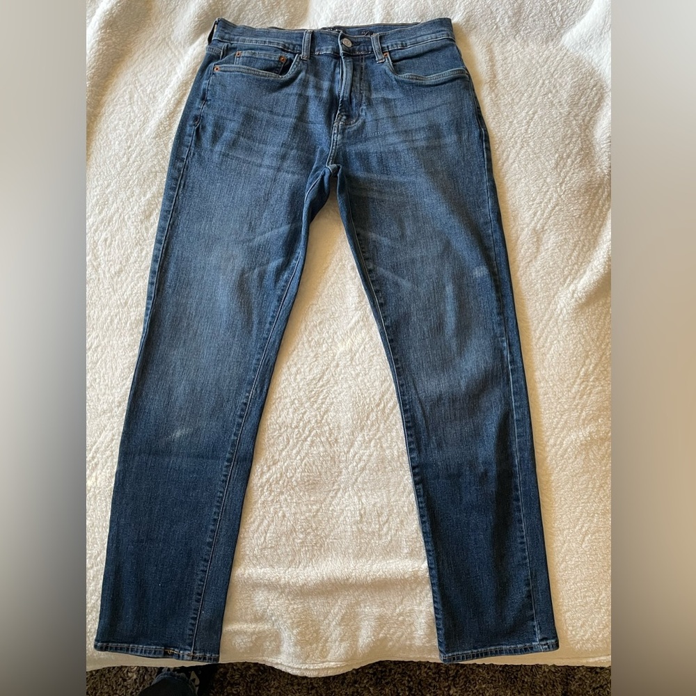 Lucky Brand Men's Straight Jeans in Dark Blue